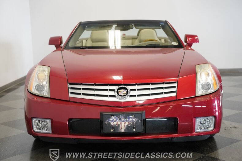 2005 Cadillac XLR