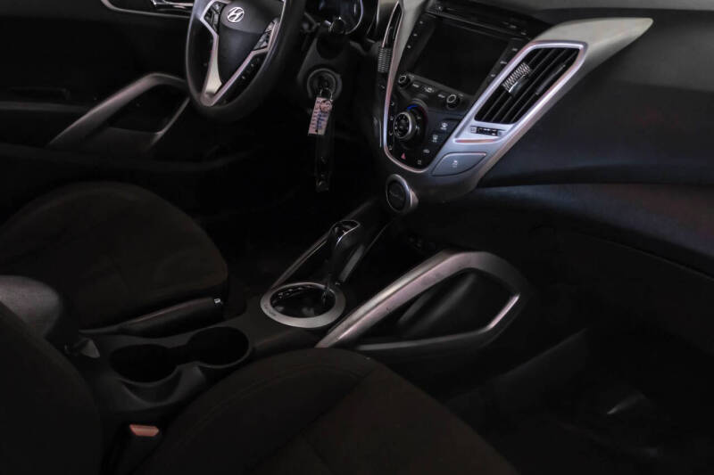 2016 Hyundai Veloster