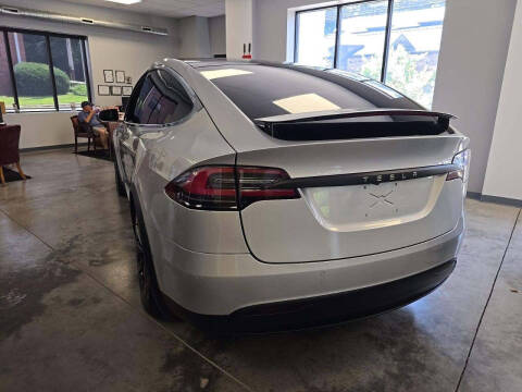 2016 Tesla Model X 75D