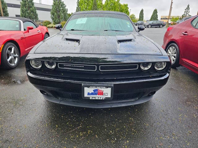 Used 2015 Dodge Challenger SXT with VIN 2C3CDZAG7FH823471 for sale in Burlington, WA