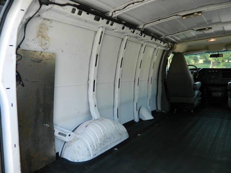 2017 GMC Savana 2500