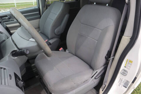 2010 Dodge Grand Caravan SE