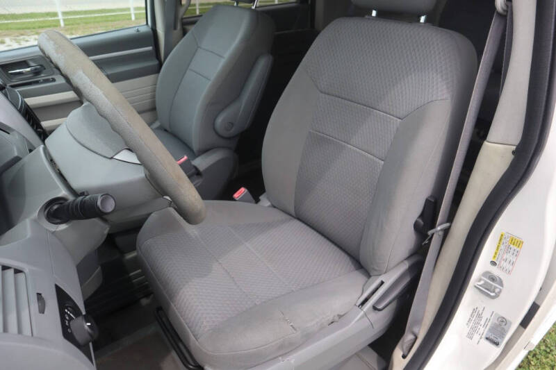 2010 Dodge Grand Caravan SE