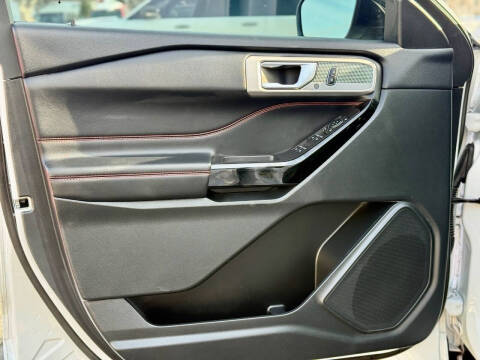 2023 Ford Explorer ST-Line