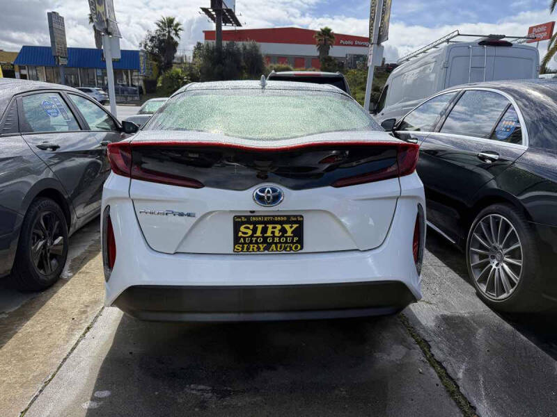 2017 Toyota Prius Prime Plus