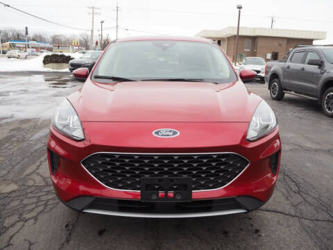 2020 Ford Escape SE