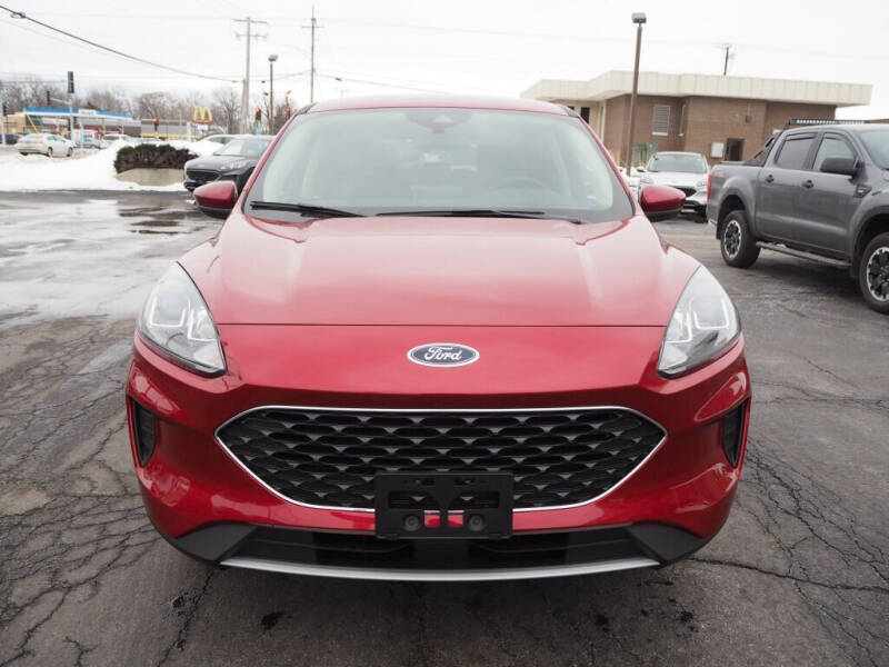 2020 Ford Escape SE