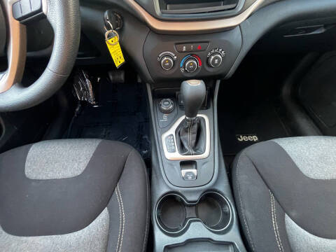 2018 Jeep Cherokee Latitude