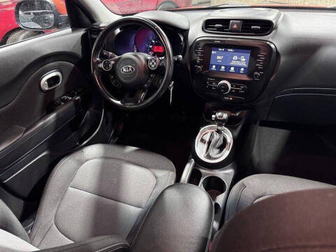 2018 Kia Soul +