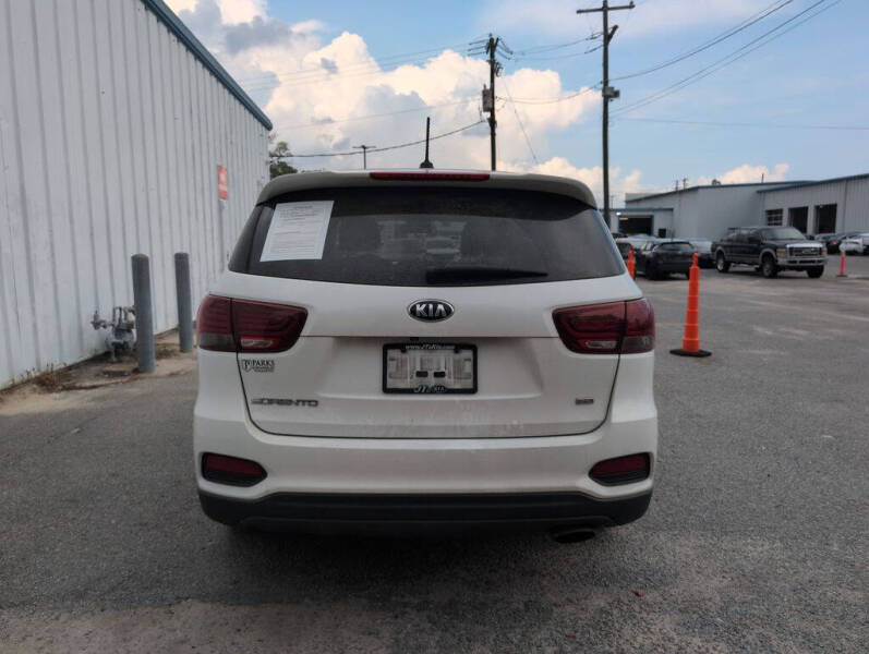 2019 Kia Sorento LX