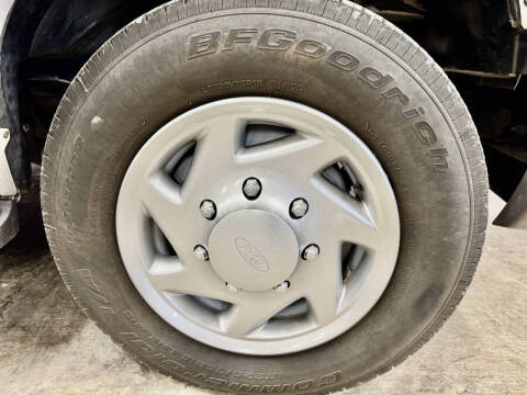 2007 Ford E-Series E-150 XLT