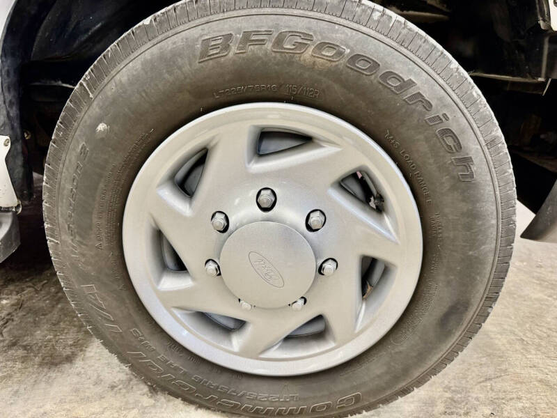 2007 Ford E-Series E-150 XLT