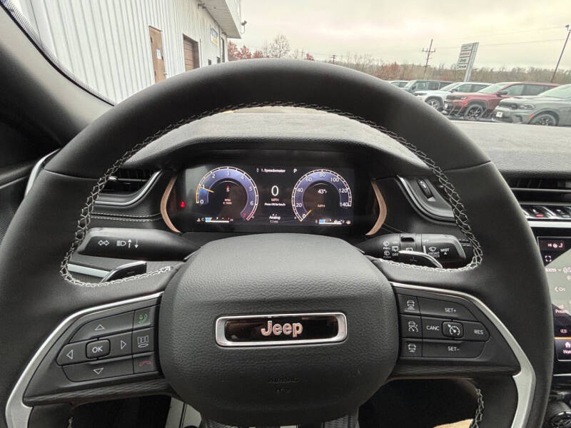 2025 Jeep Grand Cherokee Altitude X