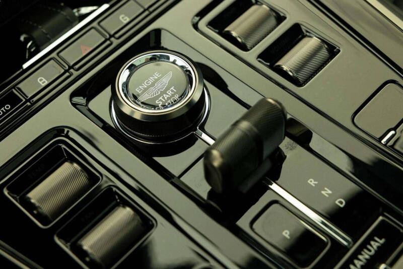 2026 Aston Martin DBX 707