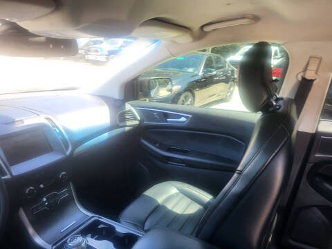 2019 Ford Edge SEL