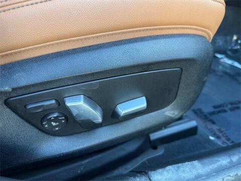 2022 BMW 5 Series 530i