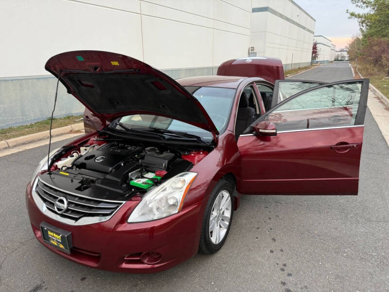 2010 Nissan Altima 3.5 SR