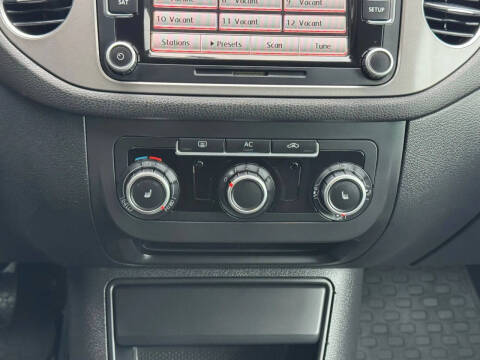 2010 Volkswagen Tiguan Wolfsburg Edition 4Motion