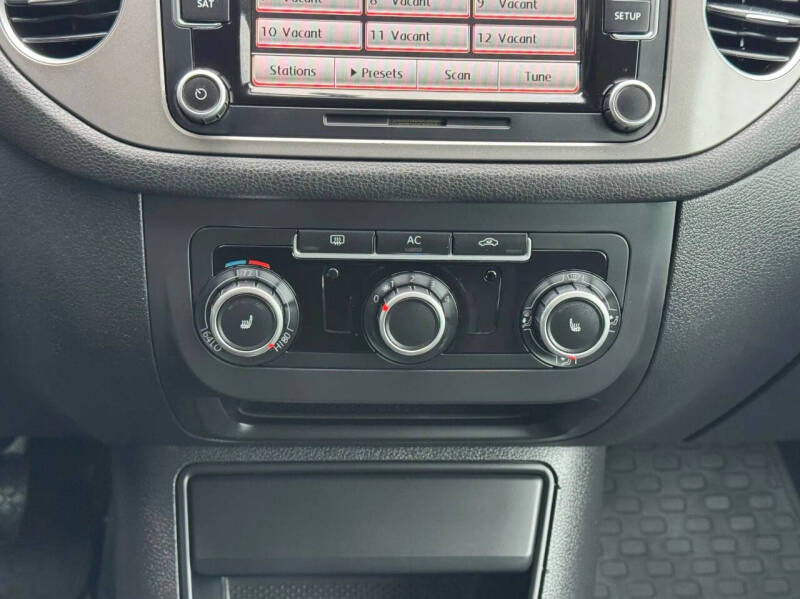 2010 Volkswagen Tiguan Wolfsburg Edition 4Motion