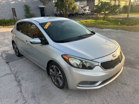 2016 Kia Forte5 EX