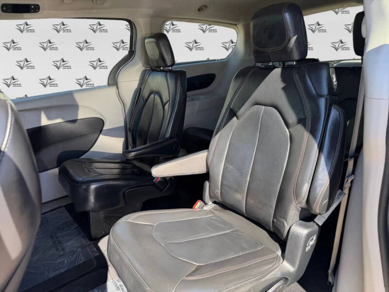 2017 Chrysler Pacifica