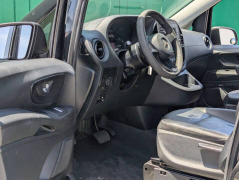 2016 Mercedes-Benz Metris Passenger