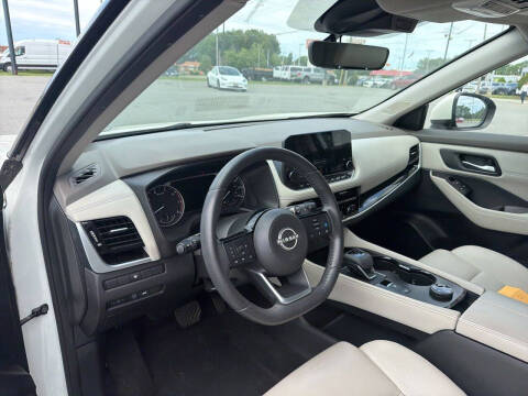 2023 Nissan Rogue SL