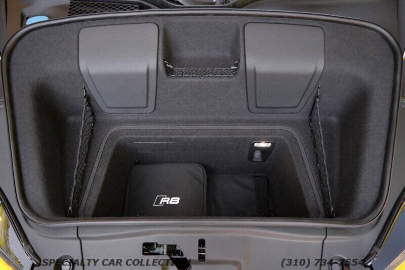 2022 Audi R8 5.2 V10 performance