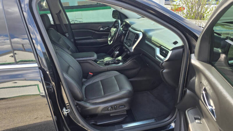 2017 GMC Acadia SLT-1