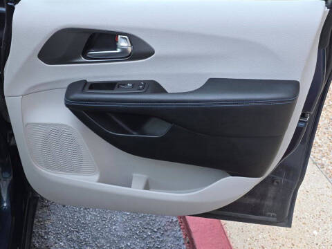 2021 Chrysler Pacifica Touring