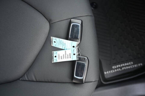 2025 Toyota Grand Highlander Hybrid