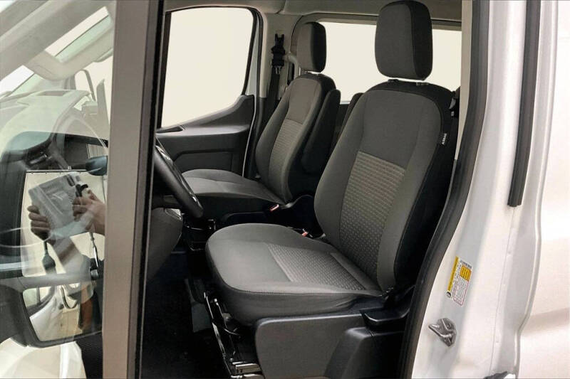 2023 Ford Transit 350 XLT