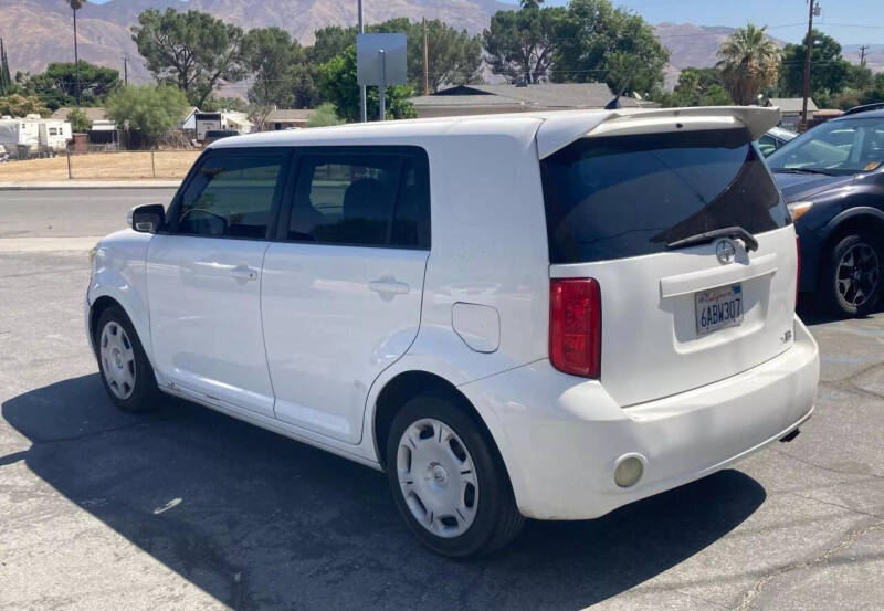 2008 Scion xB Base photo 6