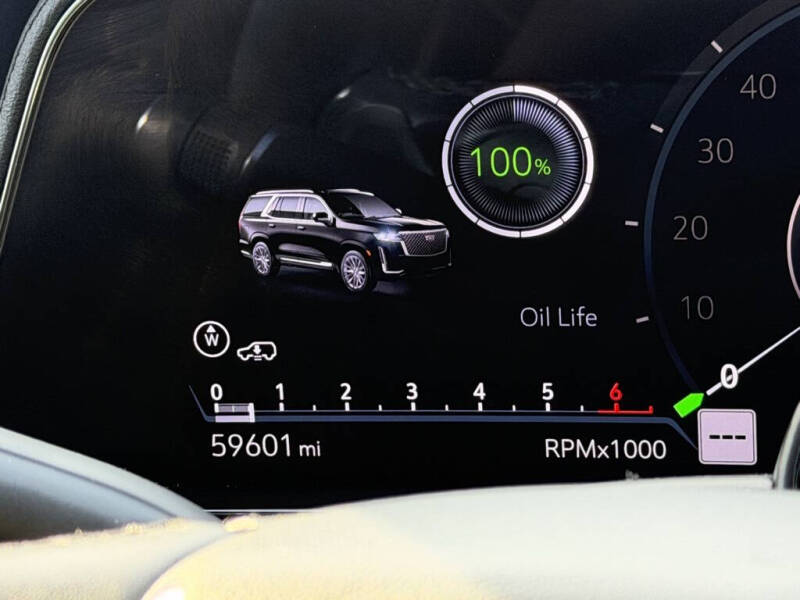 2022 Cadillac Escalade Premium Luxury