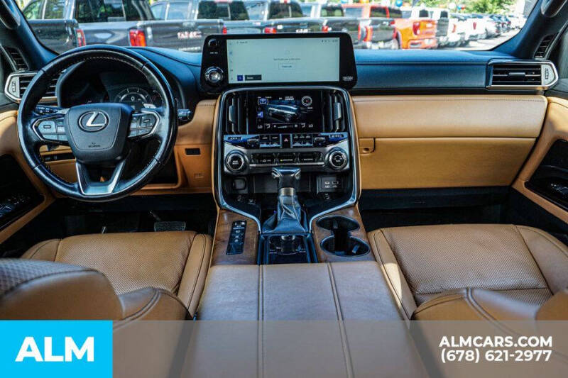 2023 Lexus LX 600 Premium