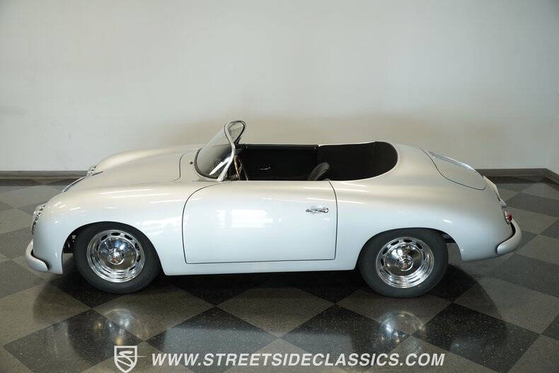 1966 Hurricane Speedster