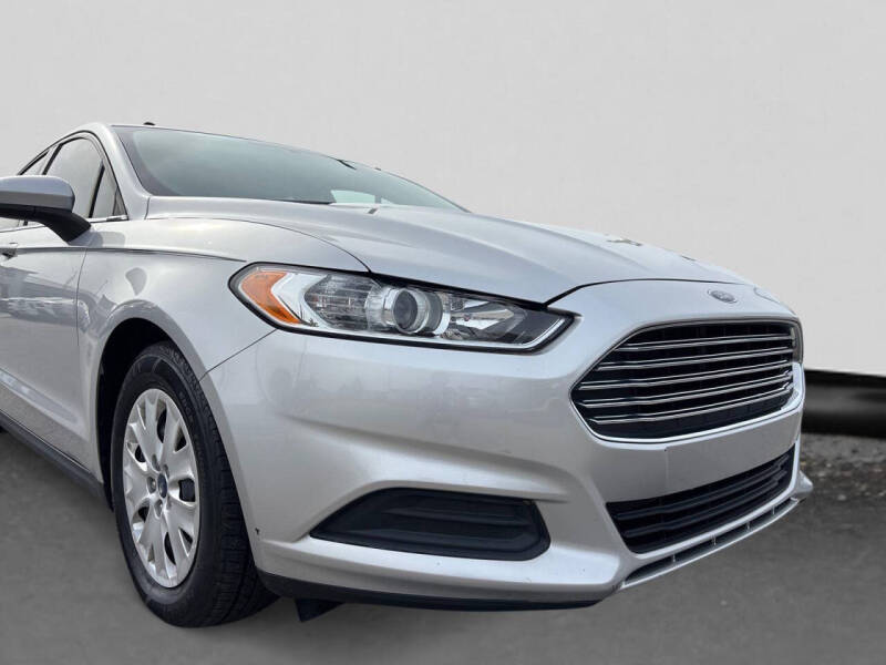 2014 Ford Fusion S