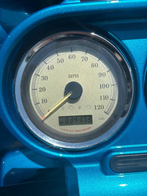 2013 Harley-Davidson Road Glide Custom FLTRX