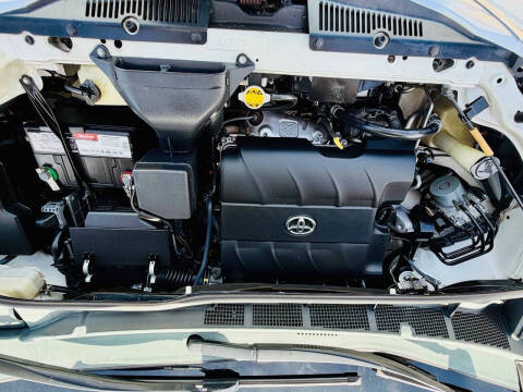 2013 Toyota Sienna Limited 7-Passenger