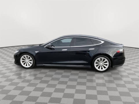 2016 Tesla Model S 70D