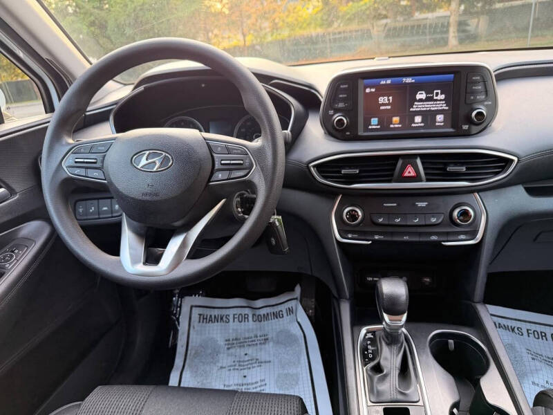 2019 Hyundai Santa Fe SE 2.4L