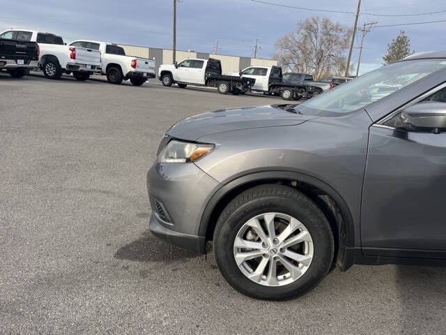 2016 Nissan Rogue SV