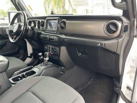 2021 Jeep Gladiator Sport