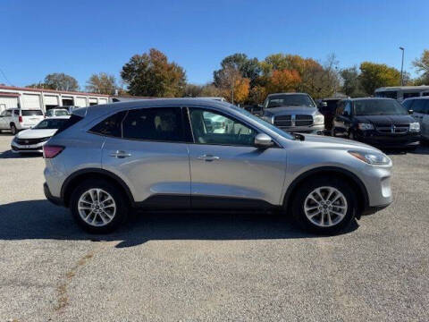 2021 Ford Escape Hybrid SE