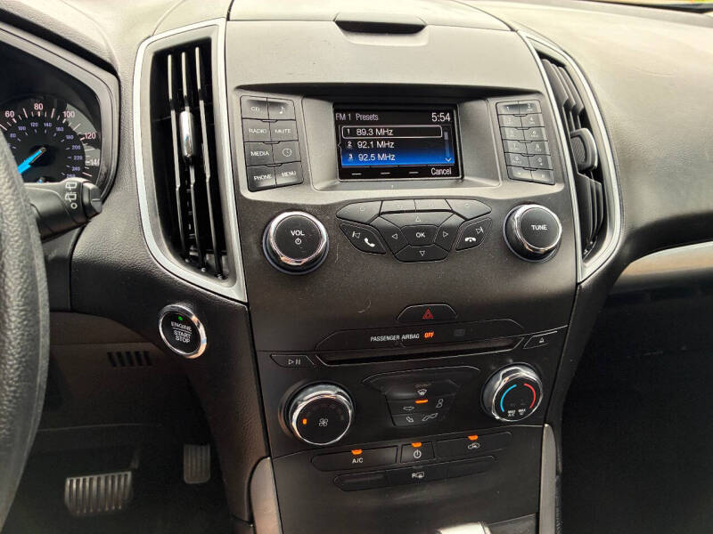 2017 Ford Edge SE