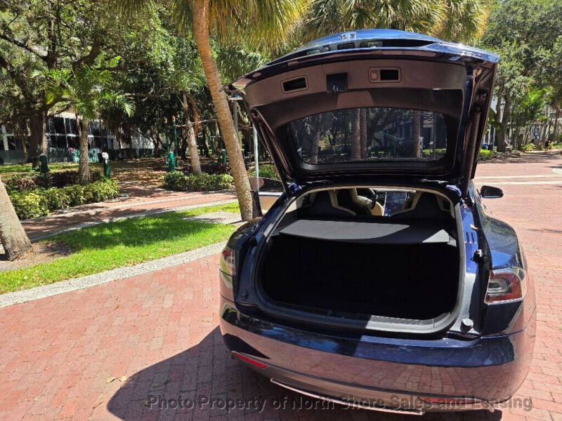 2015 Tesla Model S