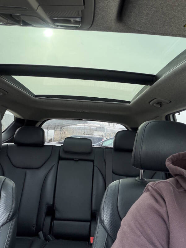 2019 Hyundai Santa Fe Ultimate 2.4L