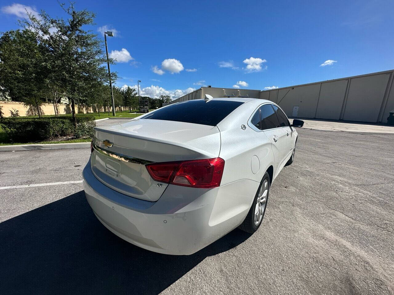 2017 CHEVROLET Impala Sedan - $10,999
