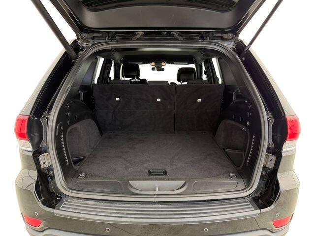 2020 Jeep Grand Cherokee Laredo E