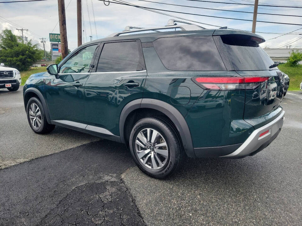 2023 Nissan Pathfinder for sale at HILLTOP NISSAN in East Hanover, NJ